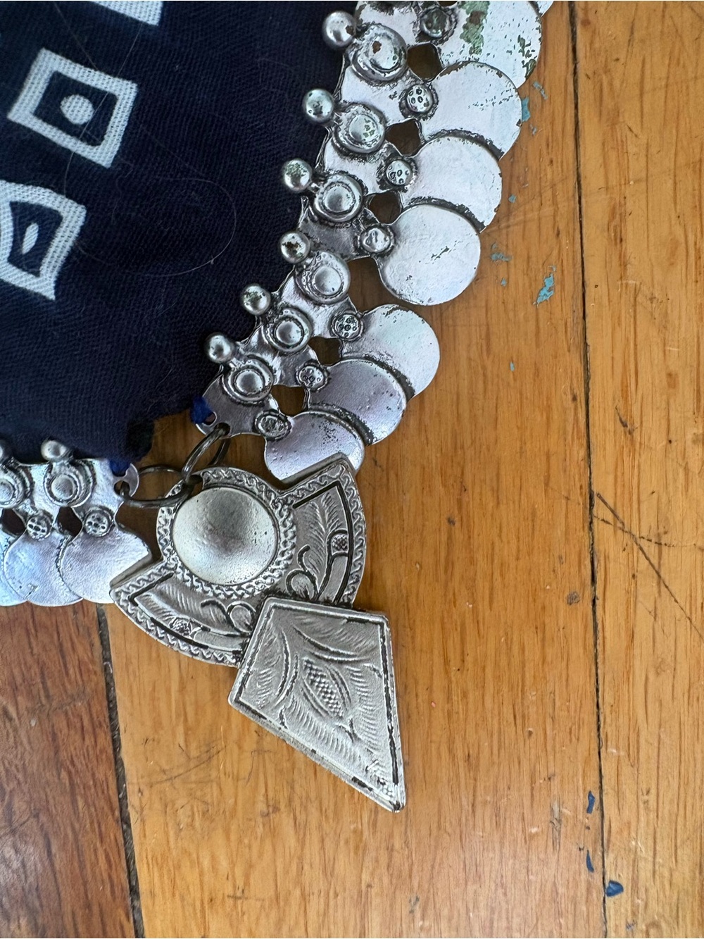 Free People Boho Silver Coin Statement Bandana - Picture 4 of 5